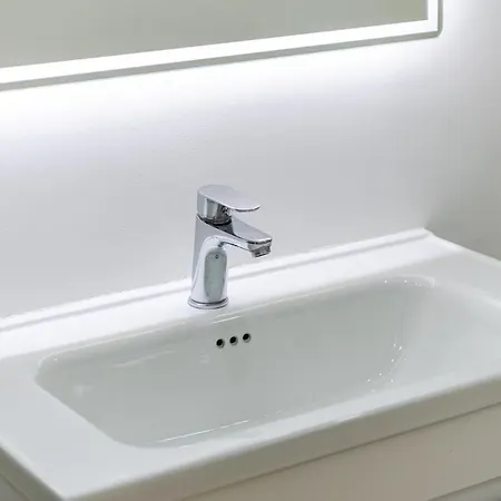 Sophie Downtown By Pikhost * Tirana