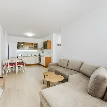 Lägenhet Sophie Downtown By Pikhost *