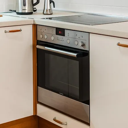 Sophie Downtown By Pikhost Lägenhet