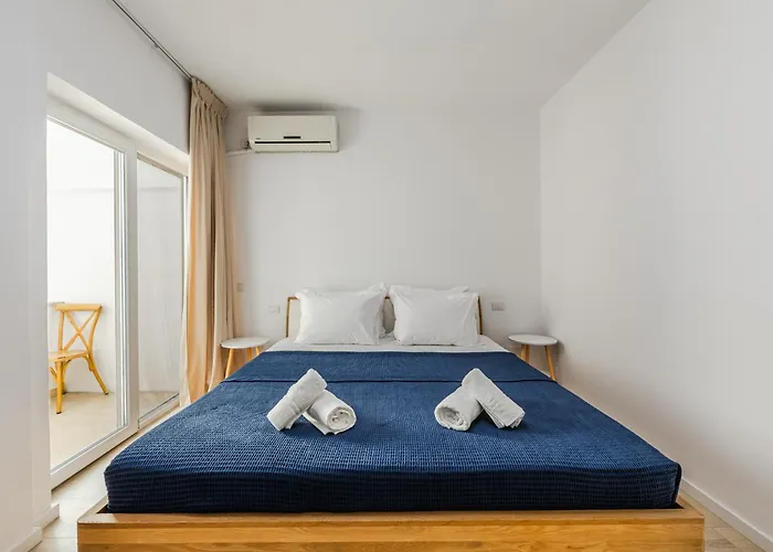 Lägenhet Sophie Downtown By Pikhost Tirana